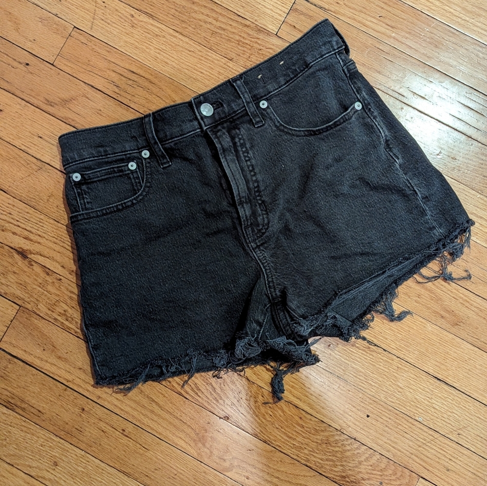 Madewell Black Perfect Vintage Shorts size 28